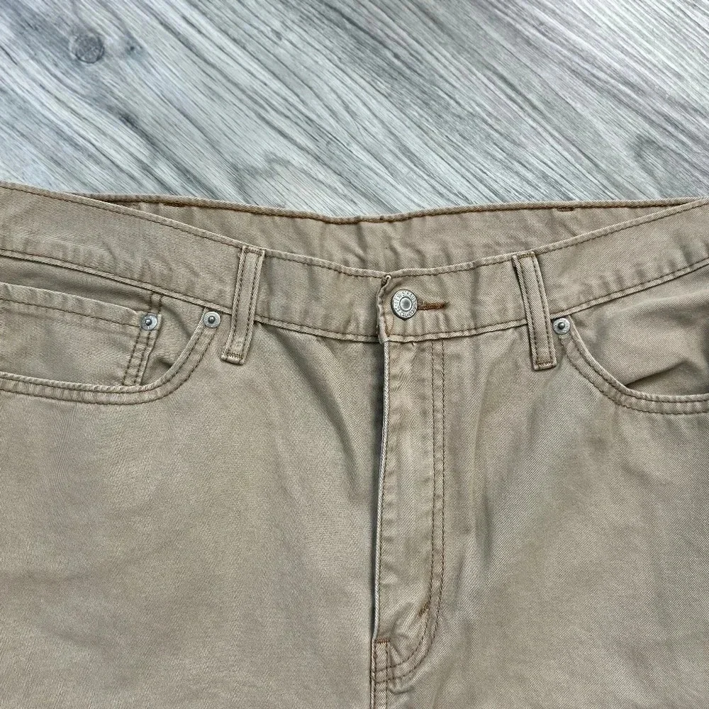 Levi Strauss‎ & Company  508 Beige Color Sz 38X32